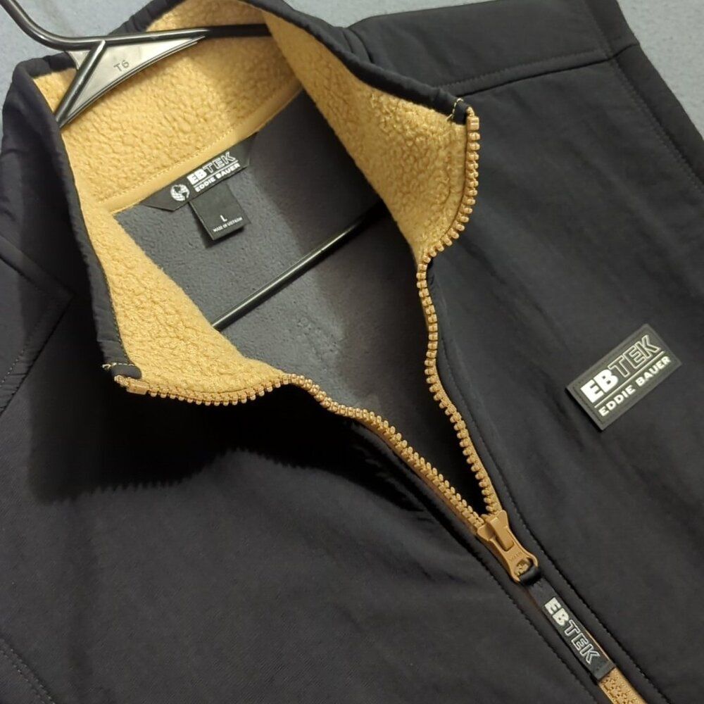Eddie Bauer Vest Men's L Black / Tan Sherpa EBTEK Lined Outdoors Hiking Camping